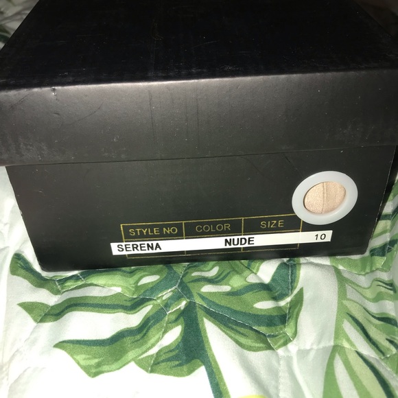 heels - Picture 3 of 3